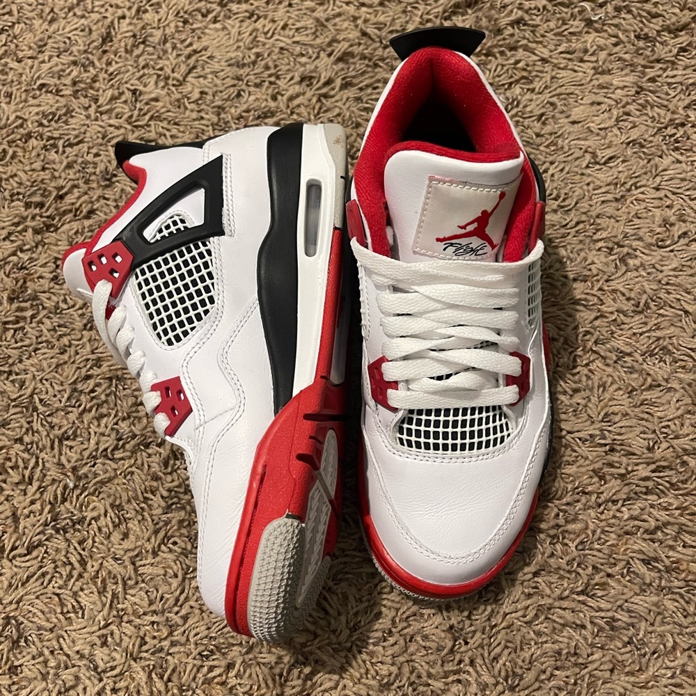 Jordan Fire Red 4’s